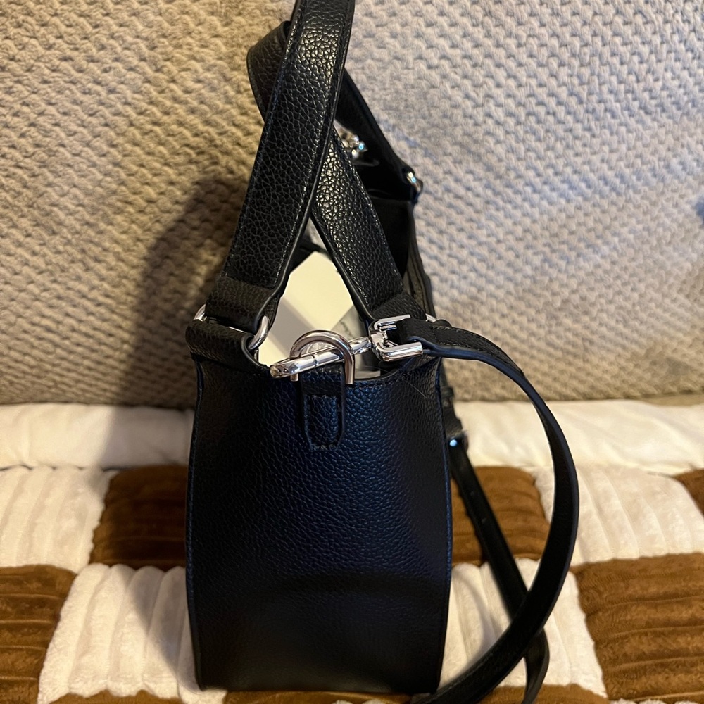 Calvin Klein Estelle Black and White Leather Satchel NWTS! - Picture 4 of 9
